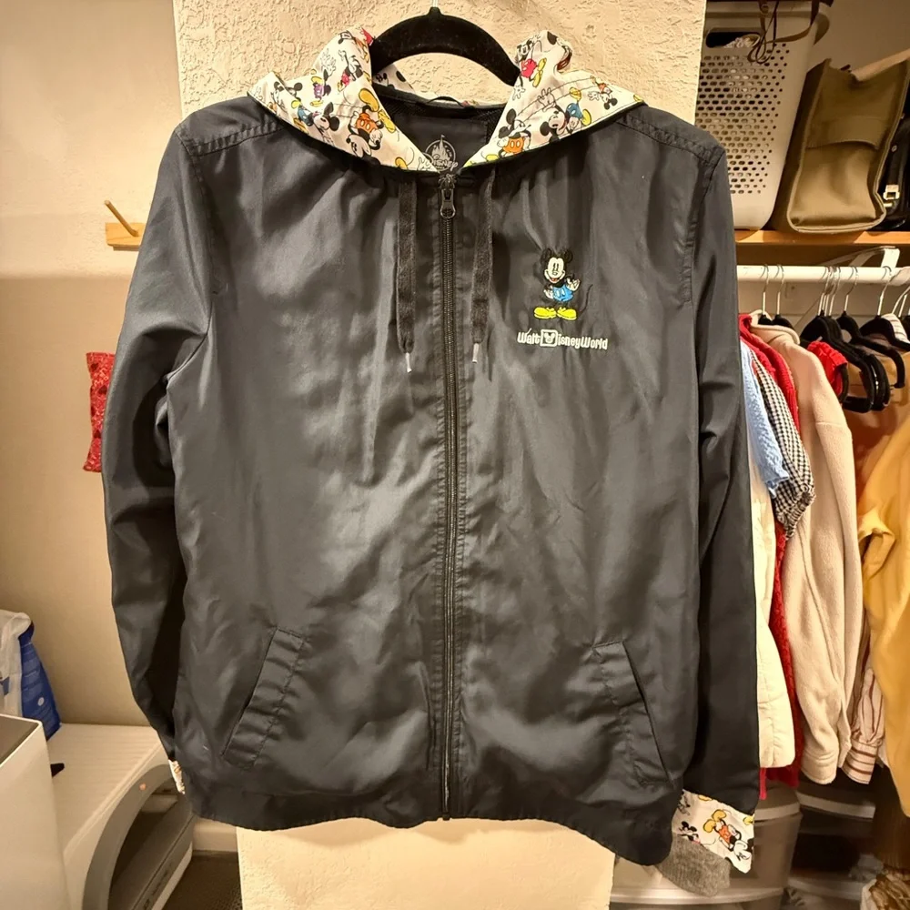 Disney Windbreaker - Picture 1 of 9